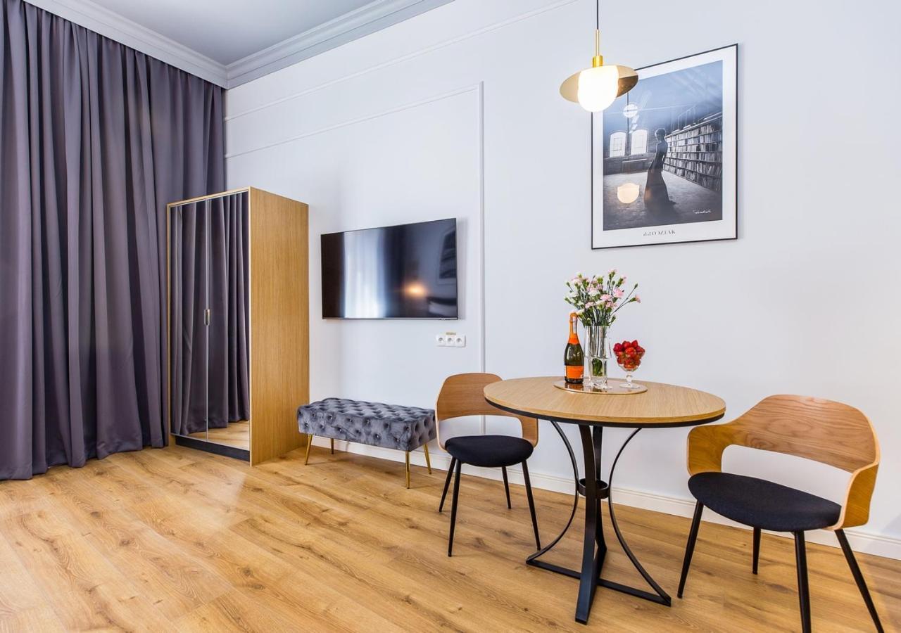 Bentis Luxury Apartments Krakau Buitenkant foto