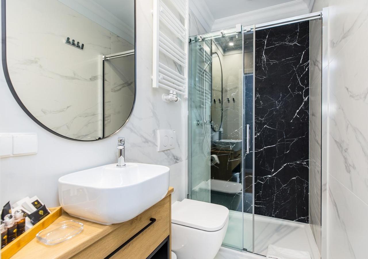 Bentis Luxury Apartments Krakau Buitenkant foto