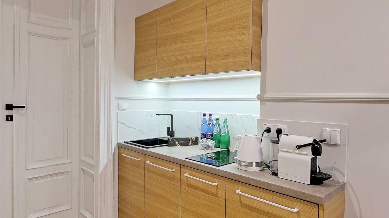 Bentis Luxury Apartments Krakau Buitenkant foto